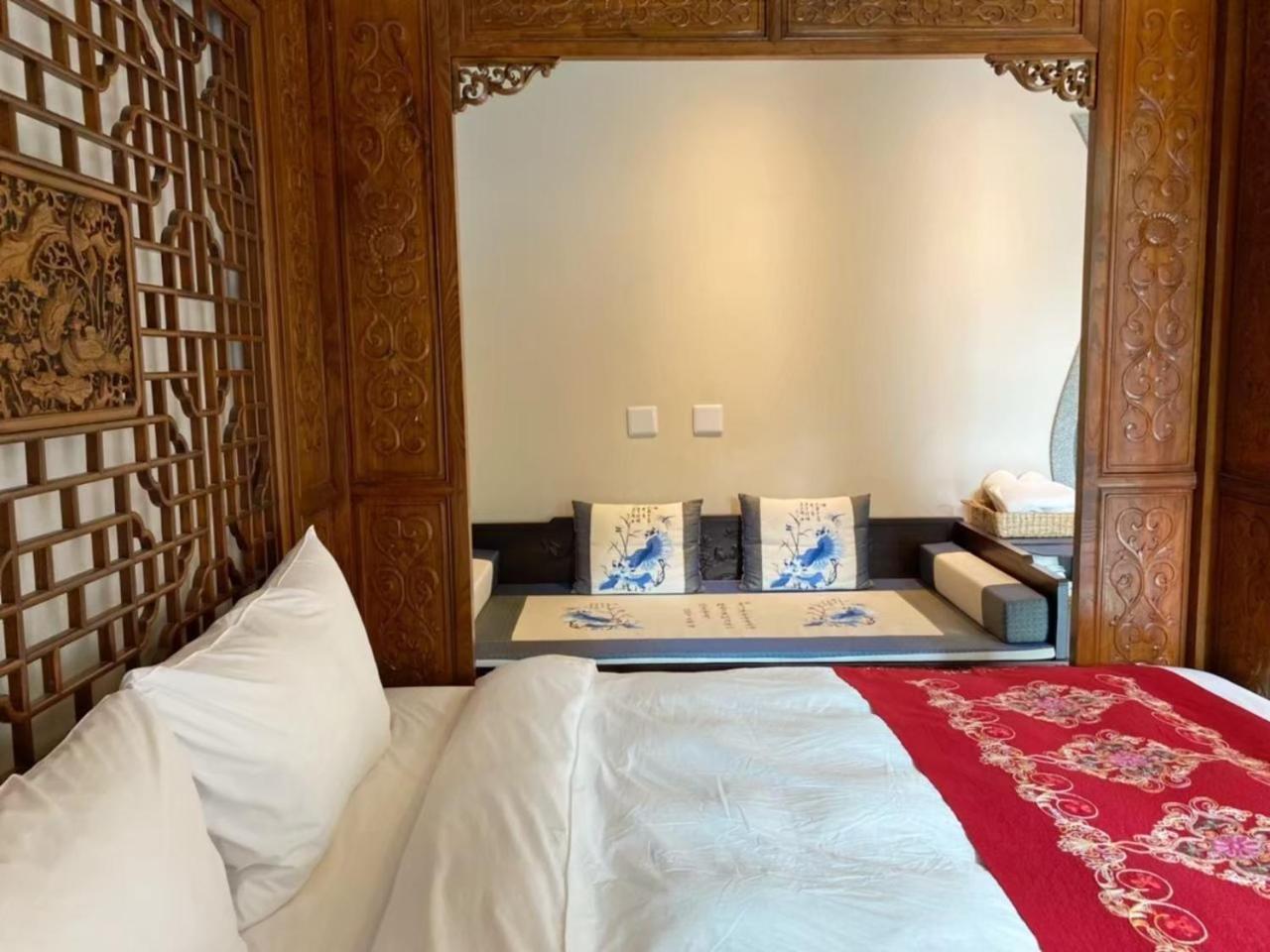 יוצ'י Roaming Cloud Sun Moon Lake B&B מראה חיצוני תמונה
