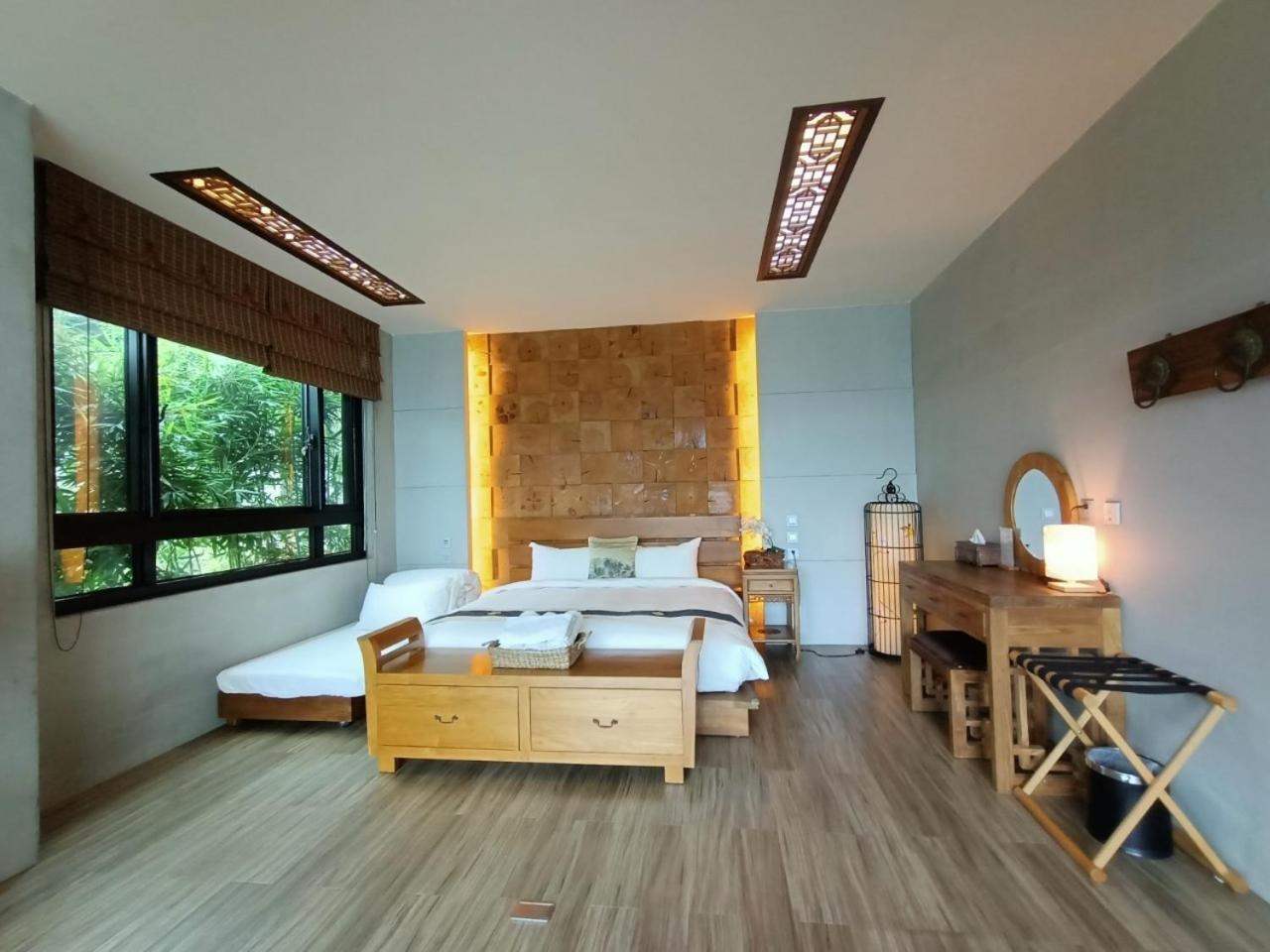 יוצ'י Roaming Cloud Sun Moon Lake B&B מראה חיצוני תמונה